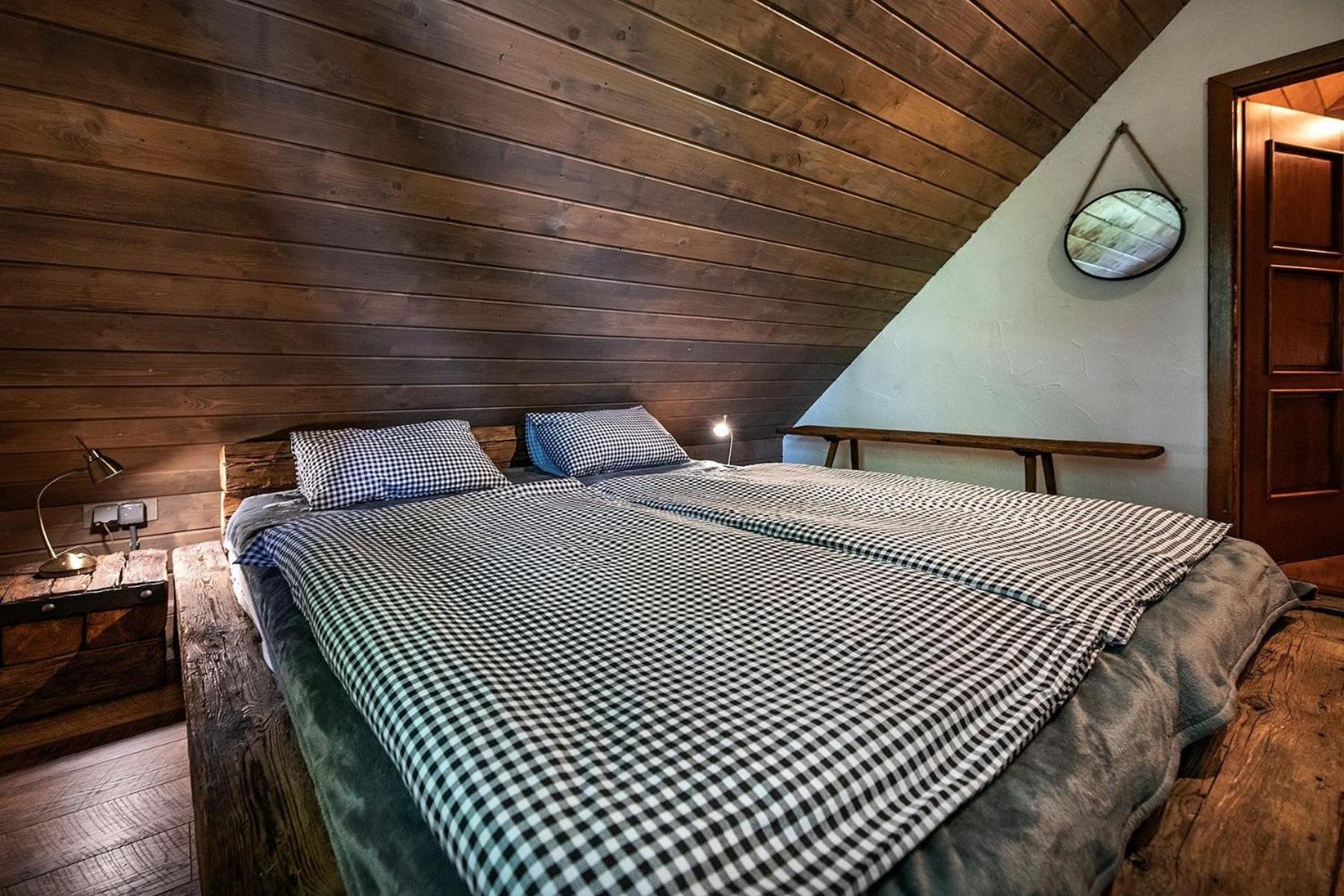 Villa Drevenica Na Kraji Sveta Osturna Exterior foto