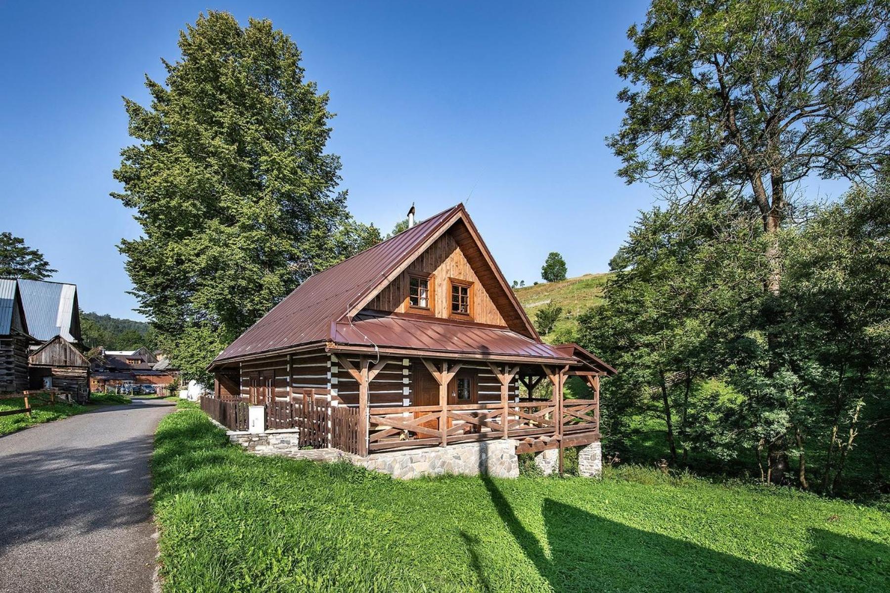 Villa Drevenica Na Kraji Sveta Osturna Exterior foto